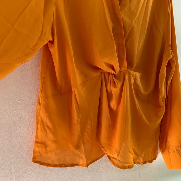 ⚡️LAST CHANCE! SHEIN 2XL Orange Knot Detail Blouse - Picture 3 of 8